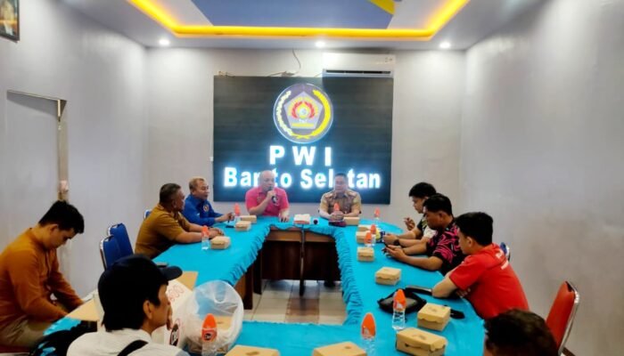 PWI Barsel Dukung Rancangan Penanganan Konflik Adat oleh Kesbangpol