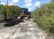 Alat Berat Terus Bekerja, Pembukaan Jalan TMMD Ke-124 Kodim 1012/Buntok Dikebut