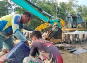BBM Alat Berat Selalu Di Perhatikan Satgas TMMD Reguler Ke-124 Kodim 1012/Buntok