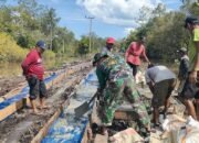 Satgas TMMD Kodim 1012/Buntok Bangun Tempat Cor untuk Permudah Pengecoran Jalan di Desa Talio