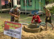 Pembersihan Tanah di Dalam Sumur Gali Percepat Pemanfaatan Sumur di Desa Talio