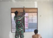 Satgas TMMD Kodim 1012/Buntok Pasang Dinding Rumah RTLH Milik Warga Desa Talio