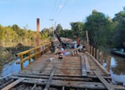 Satgas TMMD ke-124 Kodim 1012/Buntok Bangun Jembatan di Jalan Desa Talio