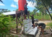 Satgas TMMD ke-124 Kodim 1012/Buntok Pasang Mesin Sumur Bor dan Keran di Desa Wungkur Baru