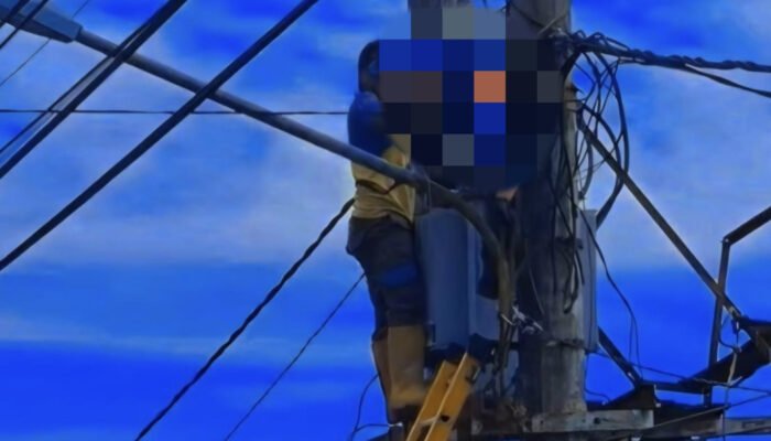 Seorang Petugas PLN Tewas Tersengat Listrik saat Bekerja