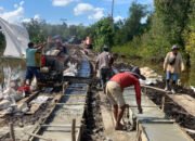 Satgas TMMD Mulai Pengecoran Jalan di Desa Talio