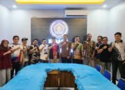 Jalin Silahturahmi, Pimca Perum Bulog Sambangi PWI Barsel