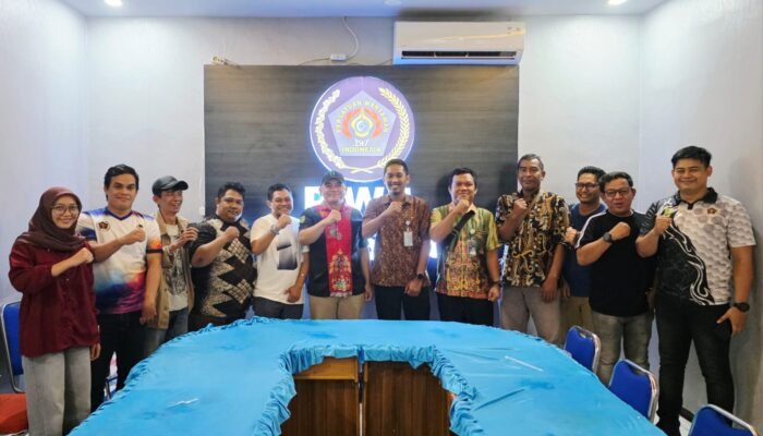 Jalin Silahturahmi, Pimca Perum Bulog Sambangi PWI Barsel