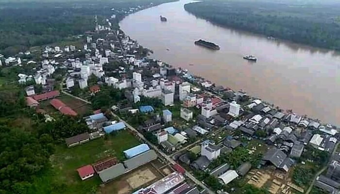 Kecamatan Mengkatip Menanti “Terangnya” Arus Listrik