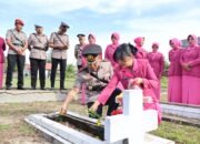 Jajaran Polres Barsel Gelar Ziarah di TMP Abdi Kencana