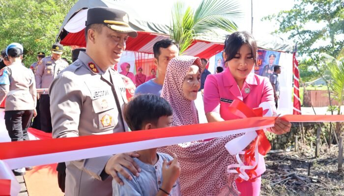 Program Bakti Sosial Bedah Rumah Merupakan Wujud Kepedulian Polri
