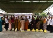 Pemkab Barsel Salurkan Bansos dan Pangan Bergizi di Desa Rantau Bahuang